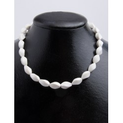WHITE AGATE TWISTED BEADS 16Χ10mm STRING 40cm