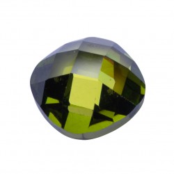CUBIC ZIRCONIA PERIDOT COLOR N.49 ROUNDISH SQUARE CHECKER TOP SPECIAL CUT